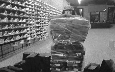 wale-buys-every-pair-of-jordan-3s-at-flight-club-nyc