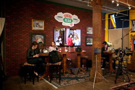Friends Central Perk Pop-Up Coffee Shop Now Open 